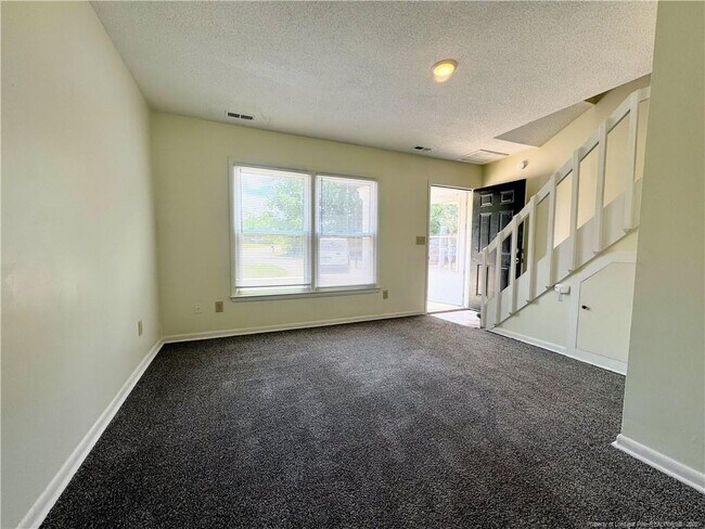 Foto del edificio - 6633 Abbey Ln