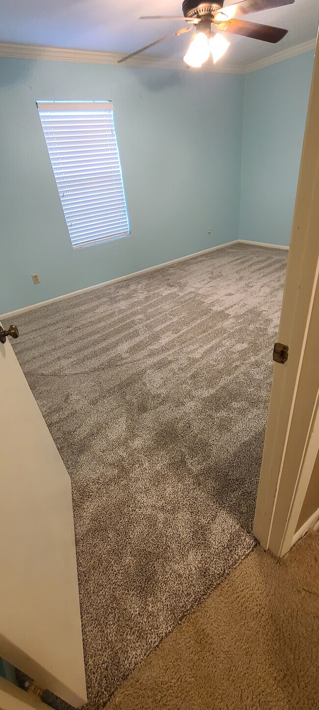 Foto del edificio - 433 Yorktown Ln