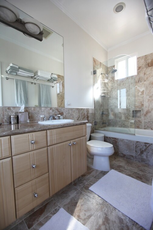 Master bath - 1341 Vallejo St