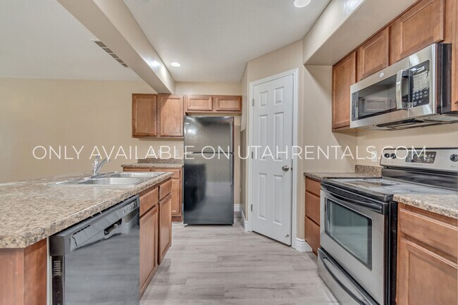 Foto del edificio - 1234 Cattail Dr