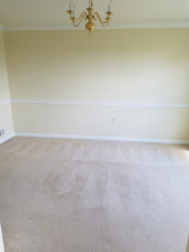 Building Photo - 254 McNeill Dr
