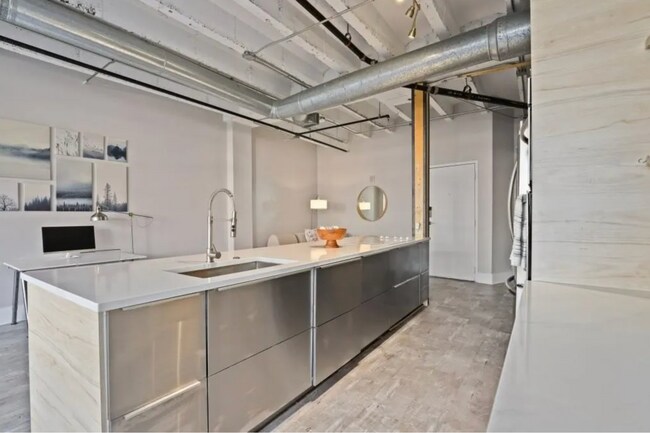 Foto del edificio - 878 Peachtree St NE