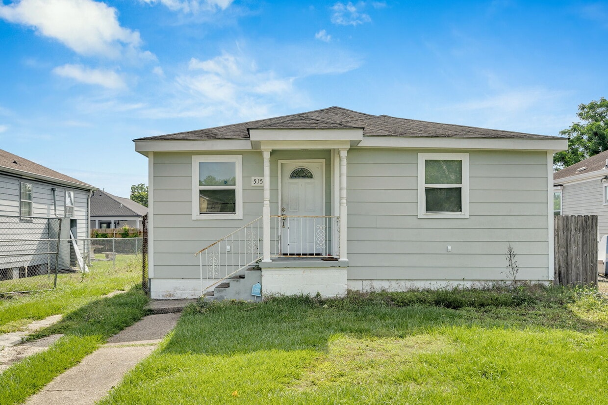 Primary Photo - 5151 St Anthony Ave