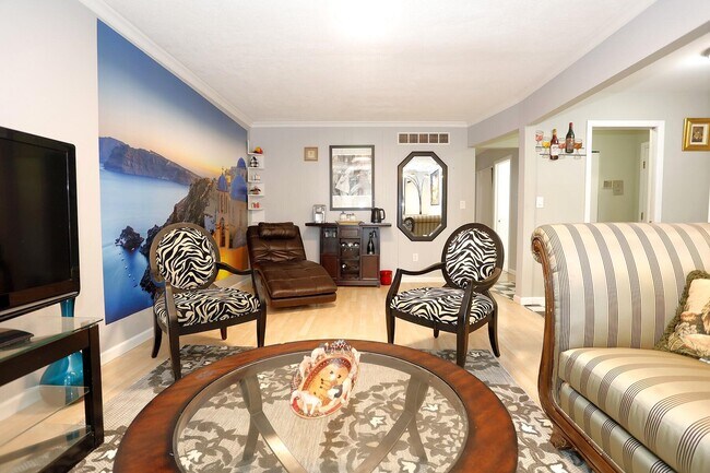 Foto del edificio - 1616 Washtenaw Ave