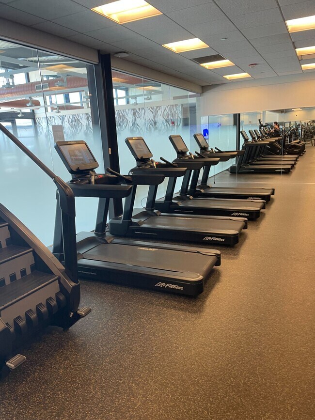 Foto del edificio - 844 W Blackhawk St