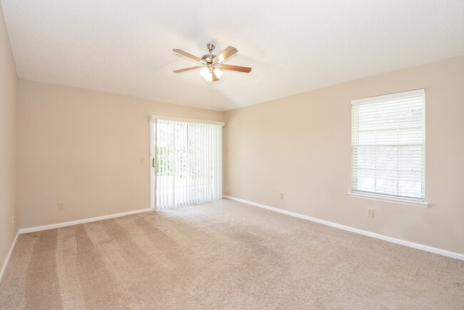 Building Photo - 1430 Starboard Ct