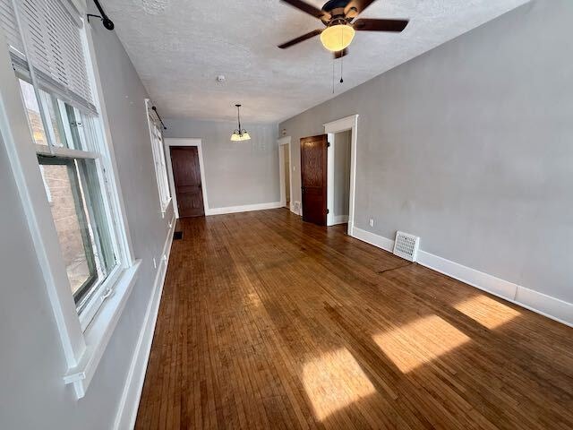 Building Photo - Home in West Peoria