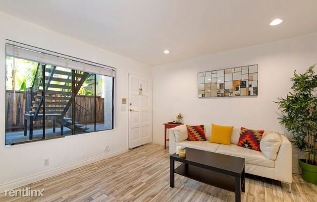 Building Photo - 1 br, 1 bath - 4657 Iowa St Apt 2