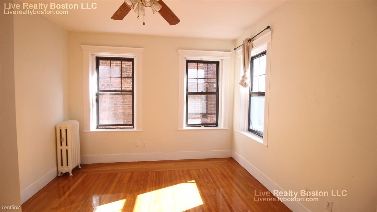 Building Photo - 1410 Commonwealth Ave