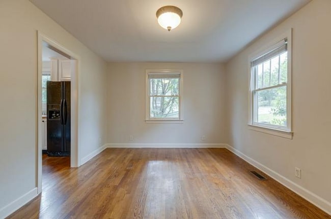 Photo - 3809 Sentinel Dr House