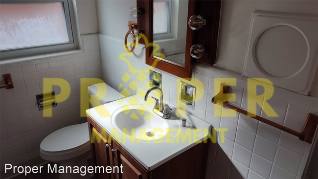Foto del edificio - 3 br, 1 bath House - 2720 Cornell Dr
