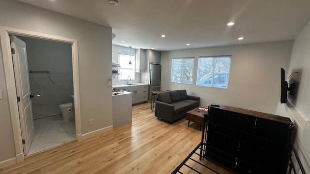 Building Photo - 8946 Oswego St