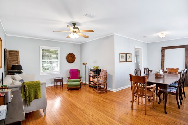 Foto del edificio - Vintage East Hill Mid-Century Home