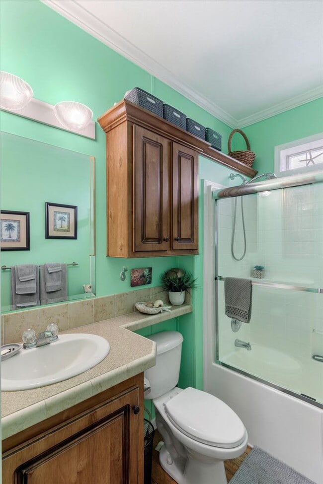 Foto del edificio - Sunset Harbor at Cow Key Marina 6 month furnished rental