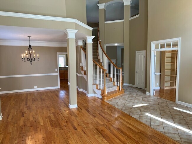 Building Photo - 337 Shadow Creek Dr