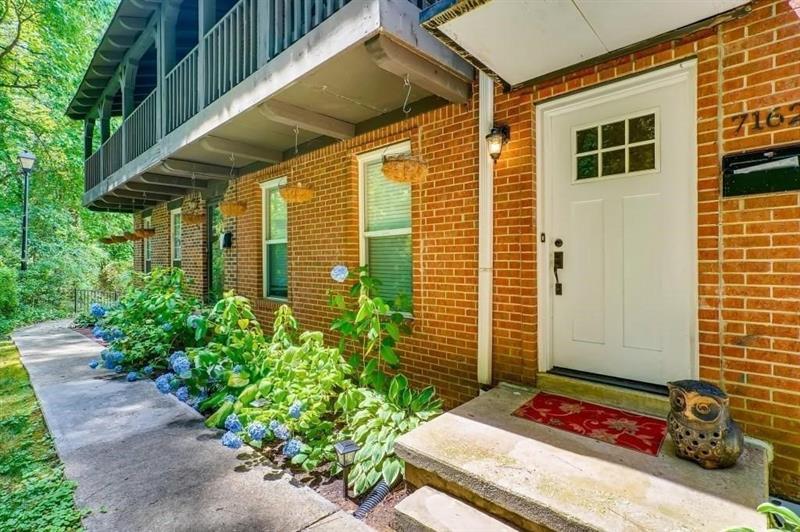 Foto principal - 7162 Stonington Dr NE