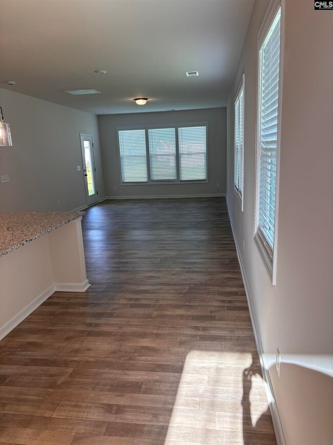 Building Photo - 28 Harvest Moon Dr