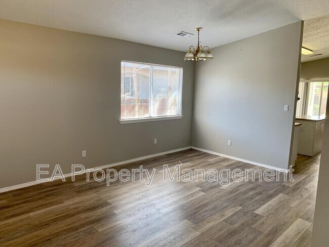 Foto del edificio - 6500 Evesham Rd NW