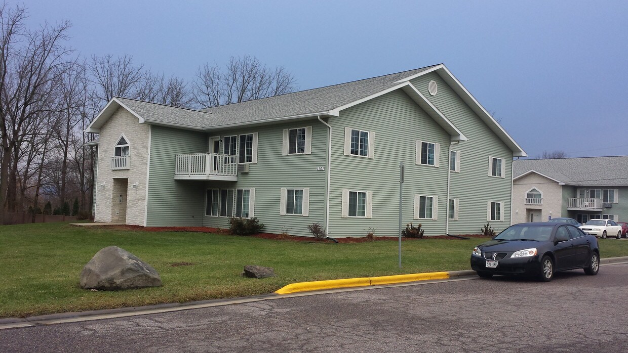 1101 Connie Rd, Baraboo, WI 53913 Apartments in Baraboo, WI