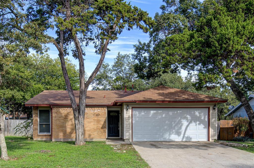 Foto principal - 621 Russet Valley Dr