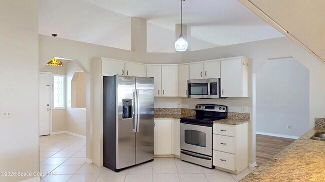 Foto del edificio - 3620 Whisperwood Cir