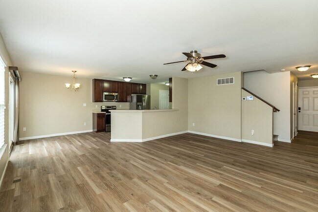 Building Photo - Three Bedroom in Charlestowne Crossing
