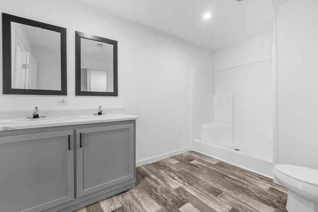 Foto del edificio - 16820 Oak Leaf Ct