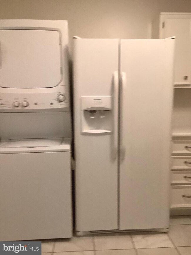 Foto del edificio - 5904 Mt Eagle Dr