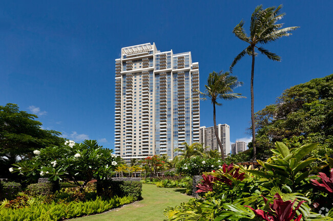 Building Photo - 1551 Ala Wai Blvd