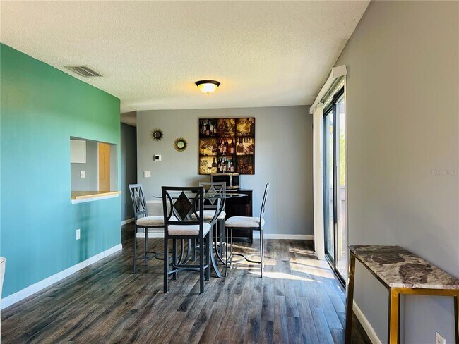 Building Photo - 5026 Water Oak Dr
