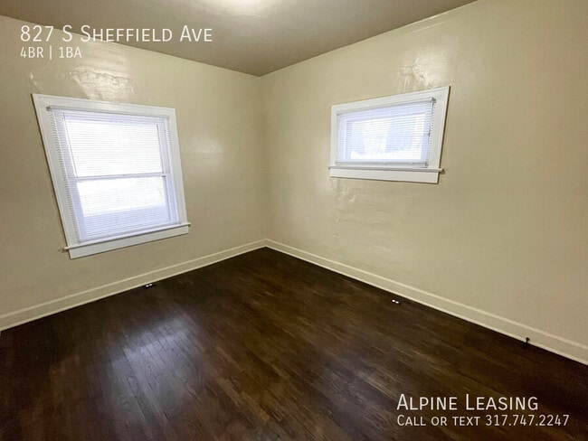 Building Photo - 4 Bedroom located on a quiet, dead-end street