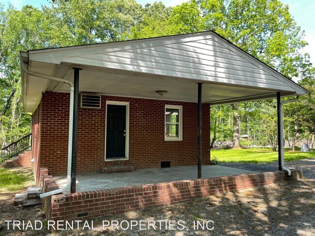 Foto del edificio - 3 br, 1 bath House - 319 ROSEMONT ROAD