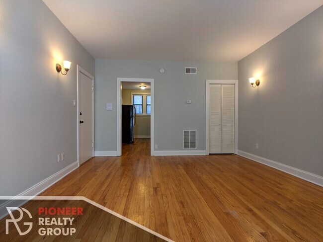 Foto del edificio - 4034 N Ashland Ave