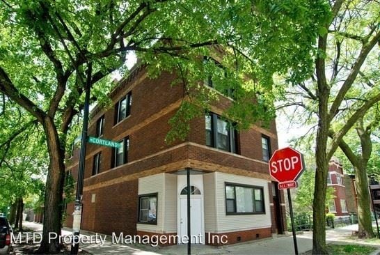 Primary Photo - 1935 W Cortland St