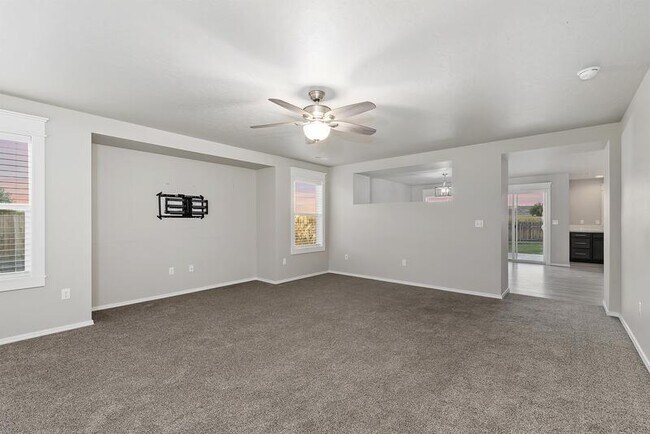 Foto del edificio - 1326 Placerville St