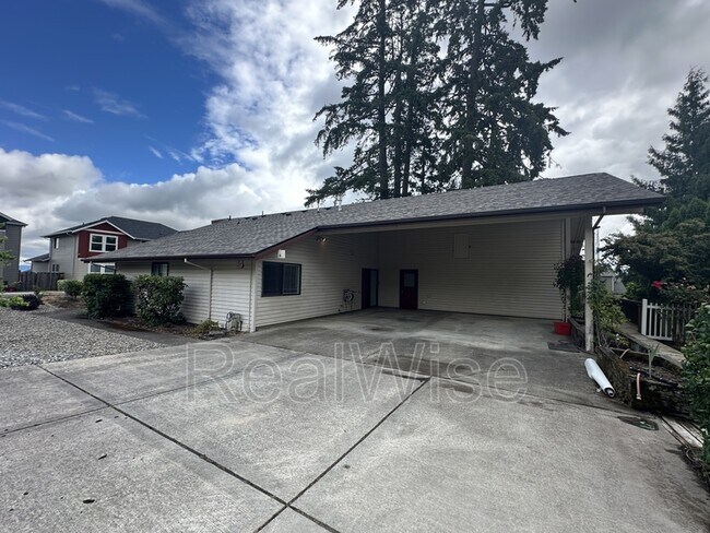 Foto del edificio - 7730 SW Eaker Pl