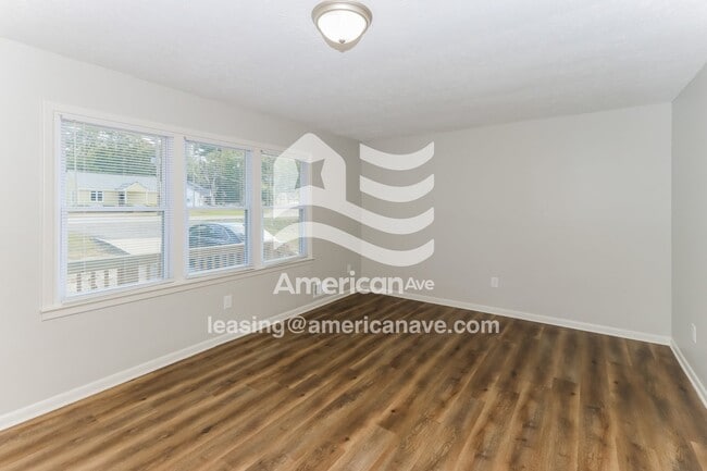 Building Photo - 1570 Engle Dr