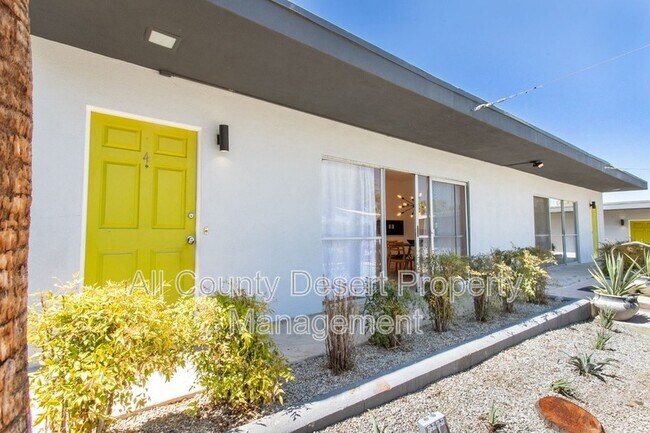 Building Photo - 46075 Ocotillo Dr