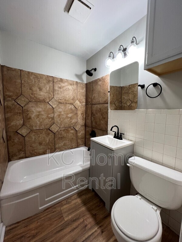 Foto del edificio - 5910 N Park Ave