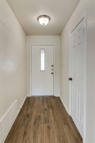 Building Photo - 6640 Inwood Dr