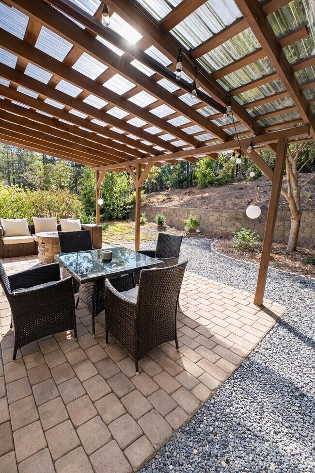 Building Photo - 16732 Prairie Falcon Ln