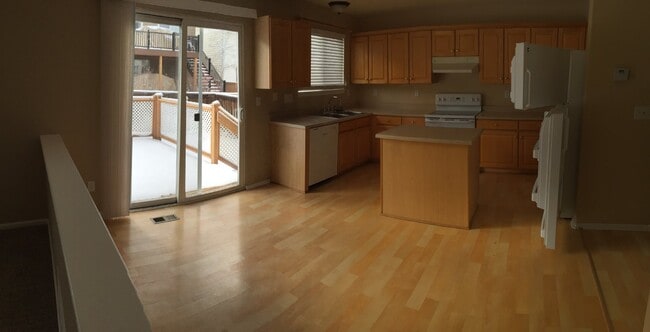 Building Photo - Coming Soon-An Updated 4-Bedroom Home | Mo...