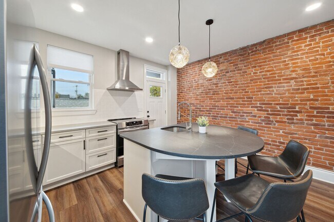 Photo - 91-93 S 9th Street Apartment