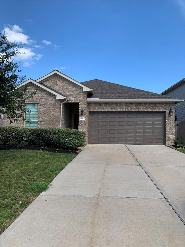 Building Photo - 18807 Fulvetta Haven Way