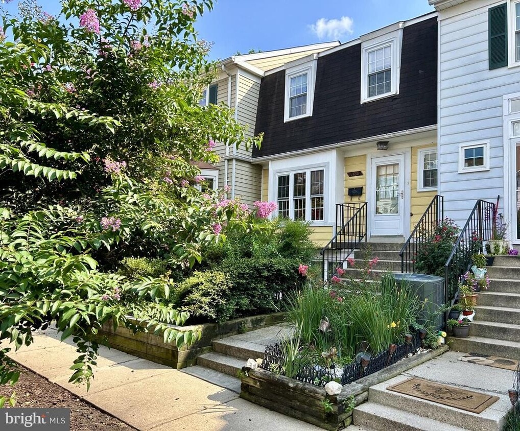 Primary Photo - 1468 Blockton Ct