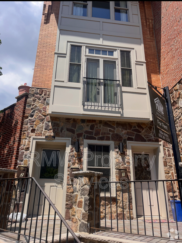 Building Photo - 1125 Tasker St