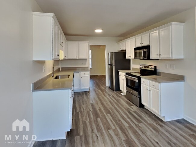 Building Photo - 106 Walford Park