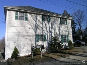 Building Photo - 4 Terre Haute Rd