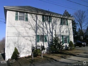 Building Photo - 4 Terre Haute Rd