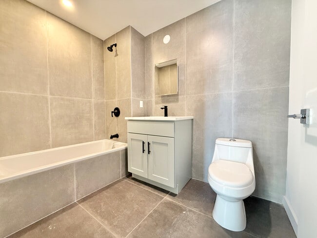 Building Photo - 227 Clarkson Ave